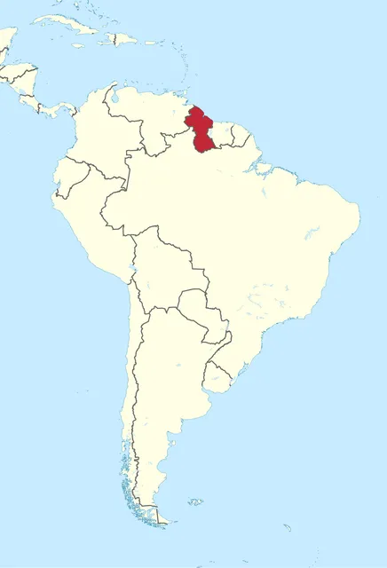 Map of South America with a country on the north-east coast, west of two smaller ones, shaded red